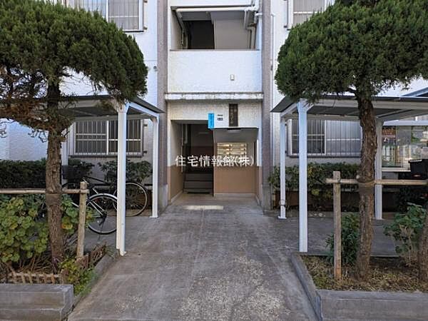 エントランスを拡大表示
