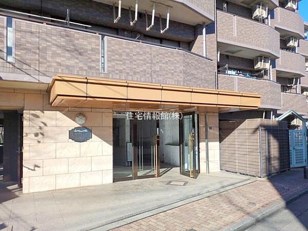 エントランスを拡大表示