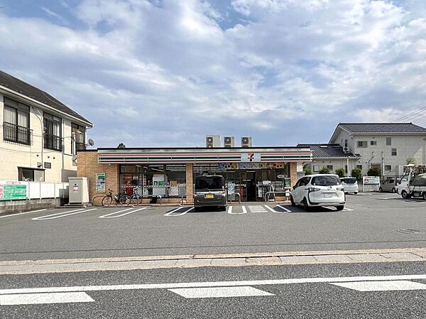 セブン-イレブン 川口安行慈林店まで約970m（徒歩13分）