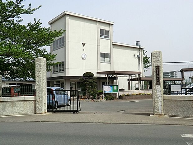 川越市立東中学校　徒歩12分（約900m)