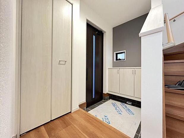 いつも気持ちよくご家族を迎えられる玄関です。