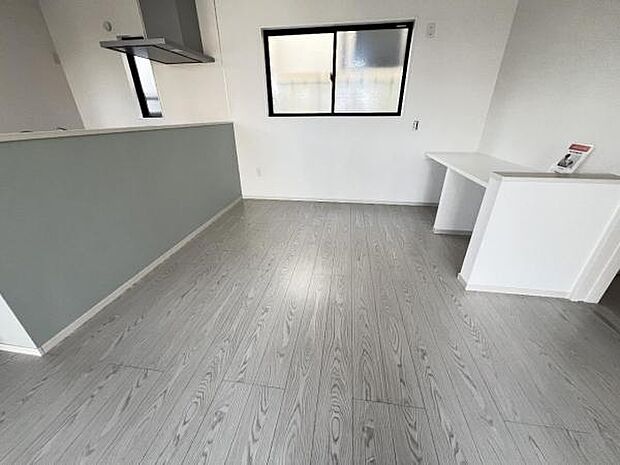 ご家族の温かい時間を演出するダイニングスペースです。