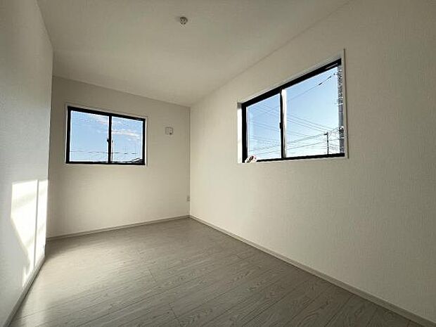 子供部屋にもちょうど良い大きさのお部屋です。