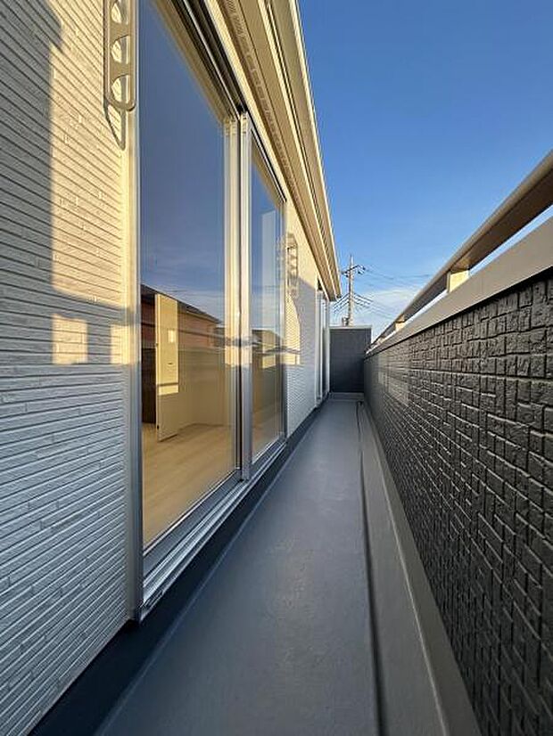 お洗濯ものを気持ち良く太陽の光で干せるのが嬉しいですね。