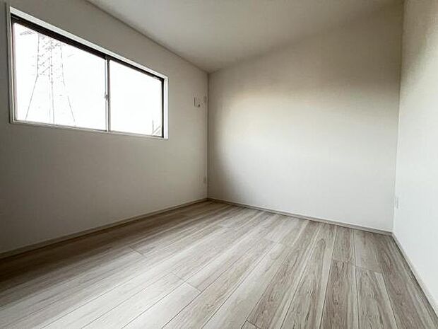 子供部屋にもちょうど良い大きさのお部屋です。