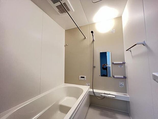 お風呂でほっとひといき。1日の疲れを癒しましょう。