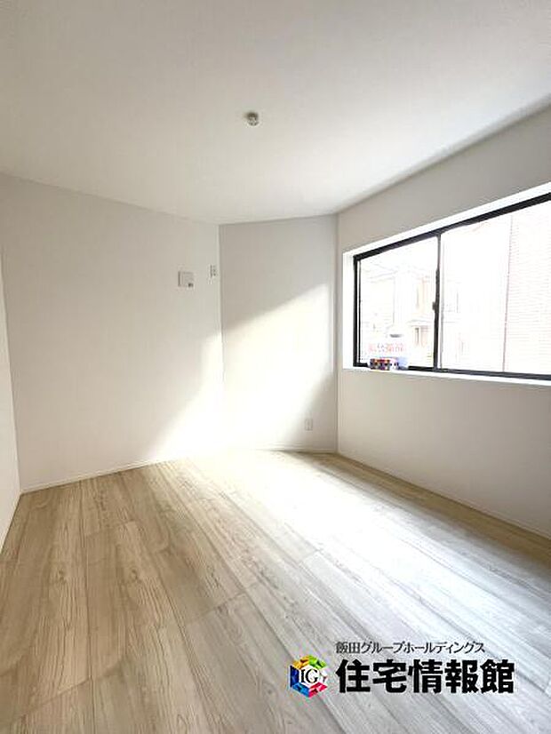 子供部屋にもちょうど良い大きさのお部屋です。