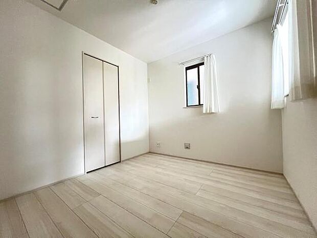 子供部屋にもちょうど良い大きさのお部屋です。