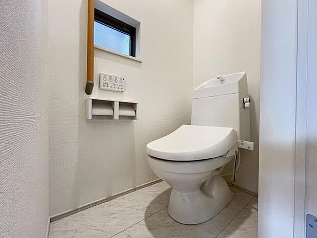 ほっと安らげるトイレ空間です。