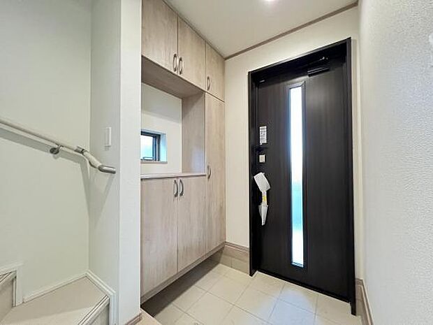 いつも気持ちよくご家族を迎えられる玄関です。