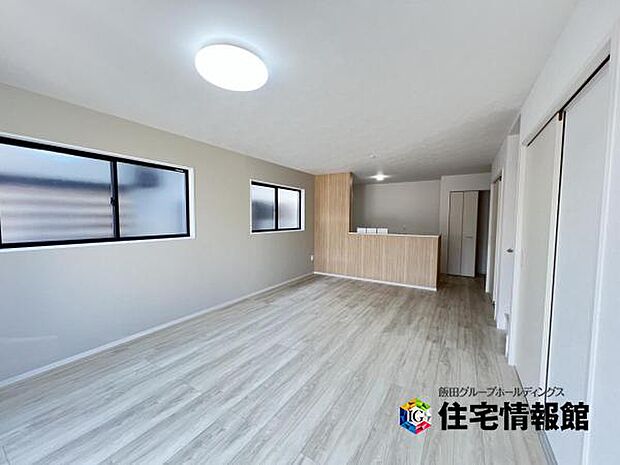 リビングダイニングになります。ご家族そろっての素敵な空間になりそうですね。