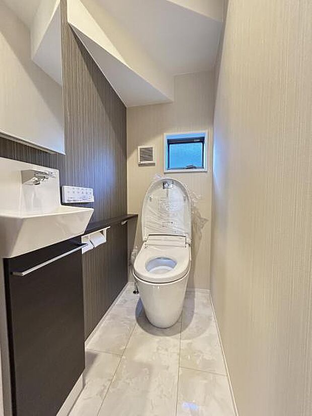 ほっと安らげるトイレ空間です。