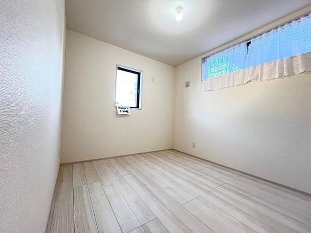 子供部屋にもちょうど良い大きさのお部屋です。