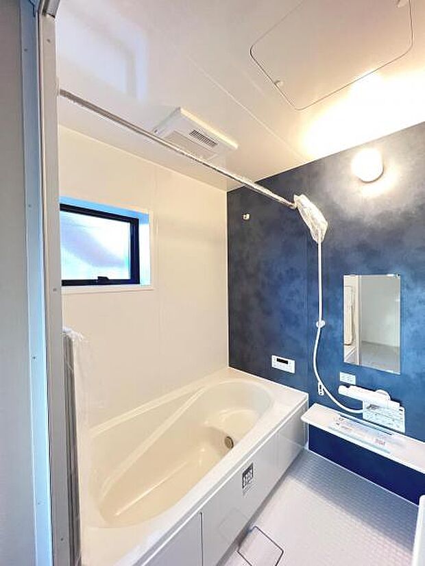 お風呂でほっとひといき。1日の疲れを癒しましょう。