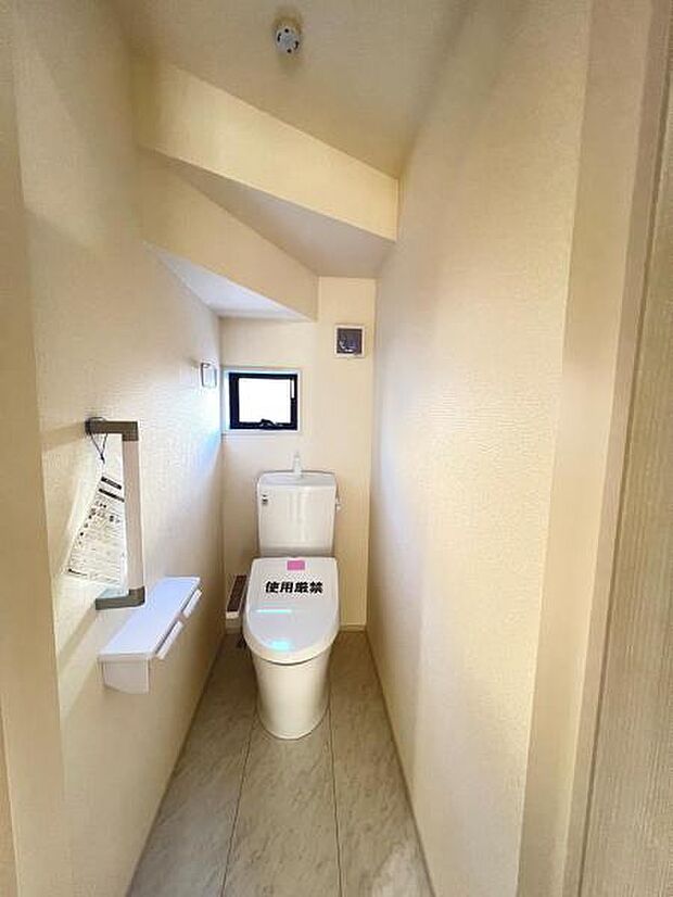 ほっと安らげるトイレ空間です。
