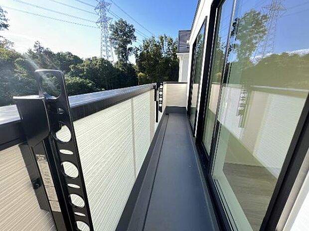 お洗濯ものを気持ち良く太陽の光で干せるのが嬉しいですね。