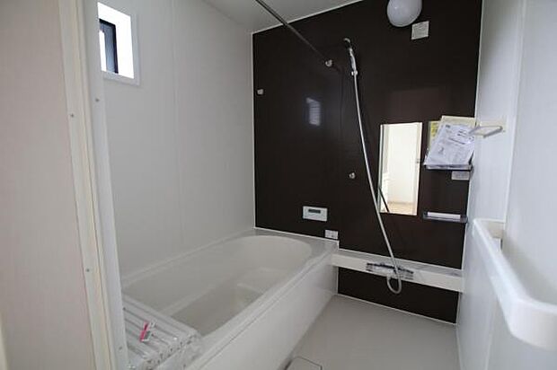 お風呂でほっとひといき。1日の疲れを癒しましょう。