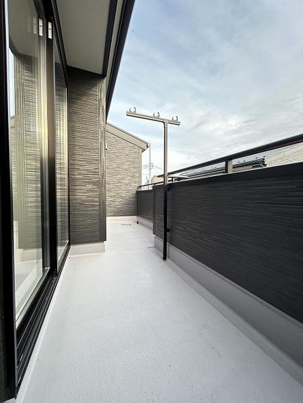 お洗濯ものを気持ち良く太陽の光で干せるのが嬉しいですね。