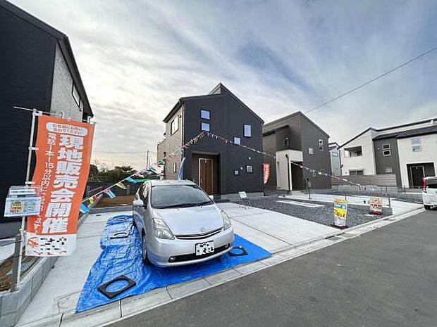 駐車場ももちろん完備しておりますのでお車所有の方にも心強いです。