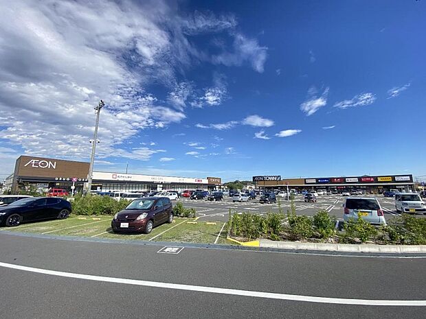 イオンタウン毛呂山まで約2710m(徒歩34分)