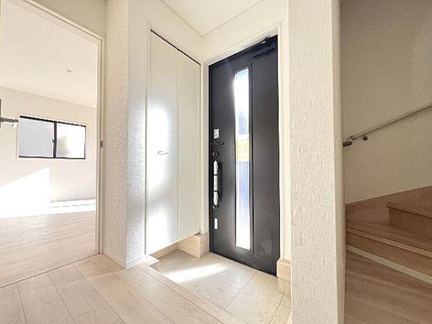 いつも気持ちよくご家族を迎えられる玄関です。