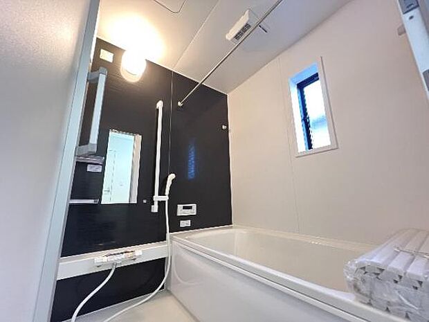 お風呂でほっとひといき。1日の疲れを癒しましょう。