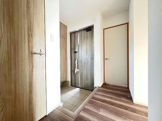 いつも気持ちよくご家族を迎えられる玄関です。