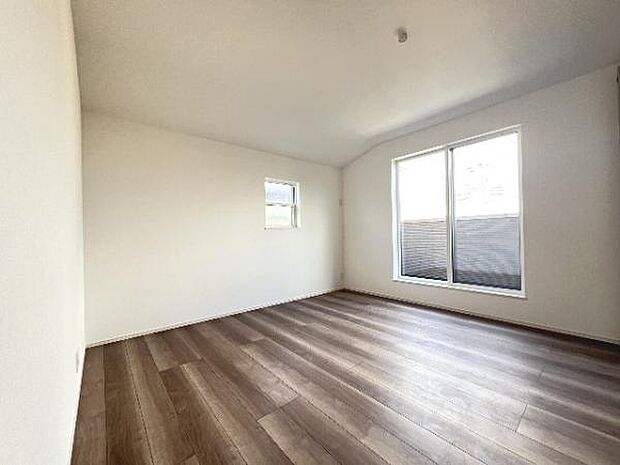 子供部屋にもちょうど良い大きさのお部屋です。