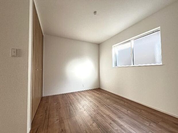 子供部屋にもちょうど良い大きさのお部屋です。