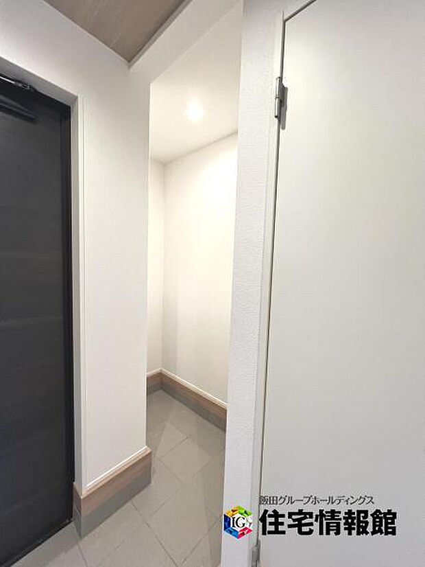 玄関がいつも片づくシューズインクローゼットがあります。