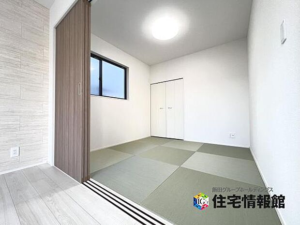 和室スペースです。畳のお部屋は寛げる空間ですね。