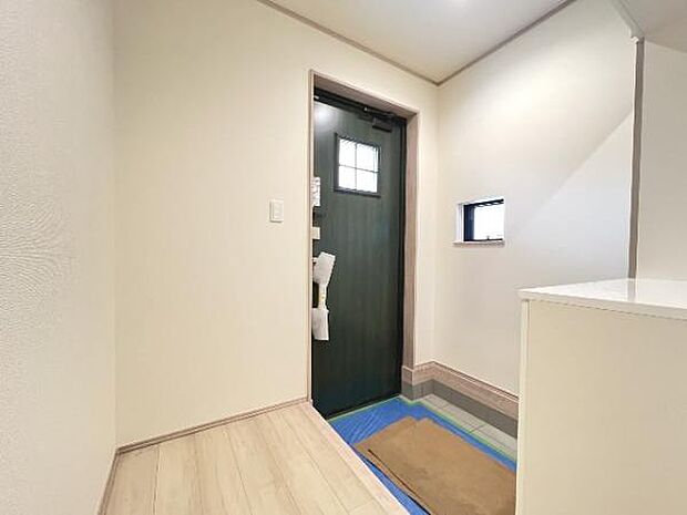 いつも気持ちよくご家族を迎えられる玄関です。