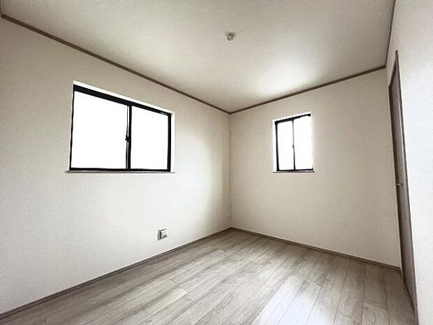 子供部屋にもちょうど良い大きさのお部屋です。