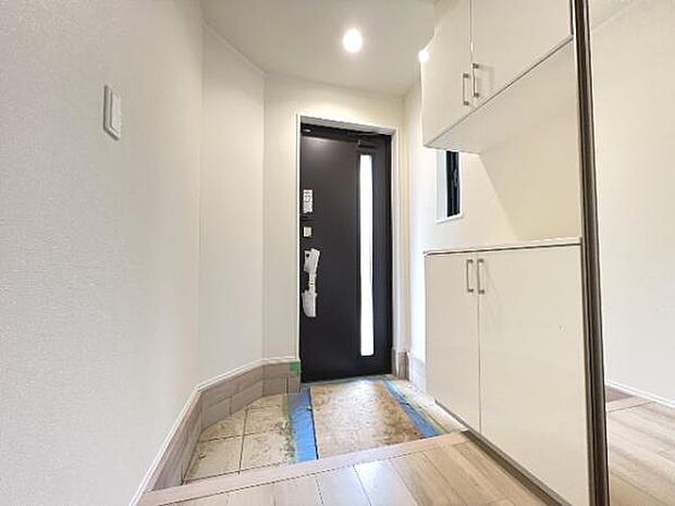 いつも気持ちよくご家族を迎えられる玄関です。