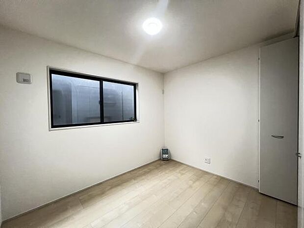 子供部屋にもちょうど良い大きさのお部屋です。