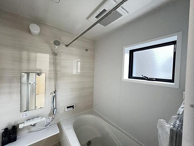 お風呂でほっとひといき。1日の疲れを癒しましょう。