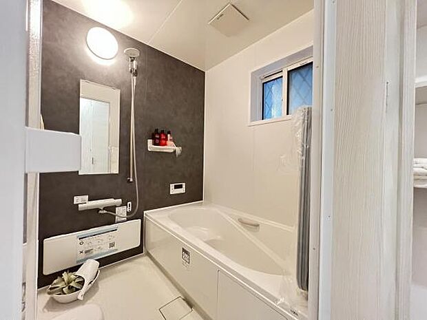 お風呂でほっとひといき。1日の疲れを癒しましょう。