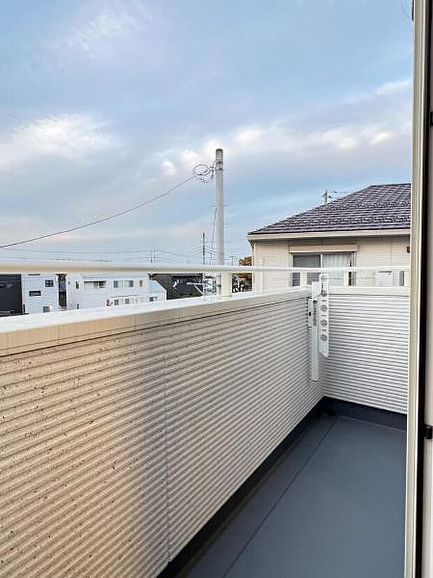 お洗濯ものを気持ち良く太陽の光で干せるのが嬉しいですね。