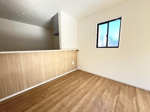 ご家族の温かい時間を演出するダイニングスペースです。