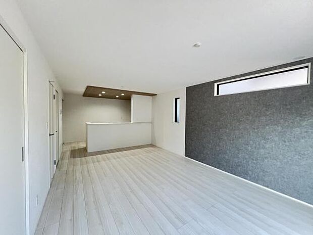 リビングダイニングになります。ご家族そろっての素敵な空間になりそうですね。