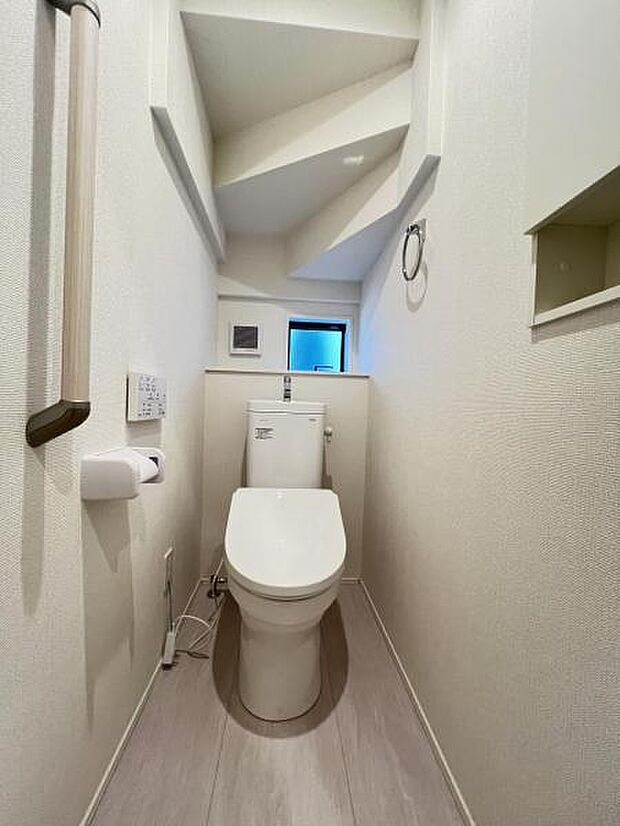 ほっと安らげるトイレ空間です。