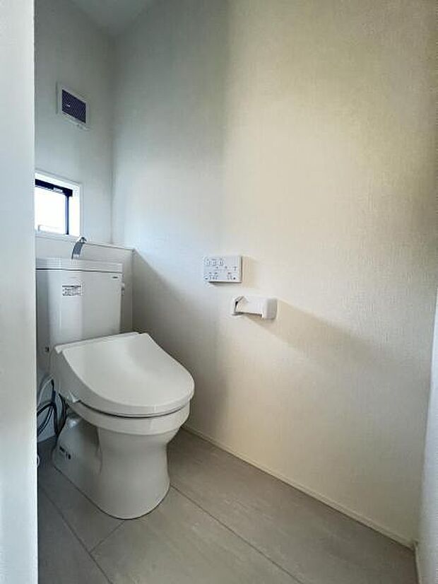 ほっと安らげるトイレ空間です。