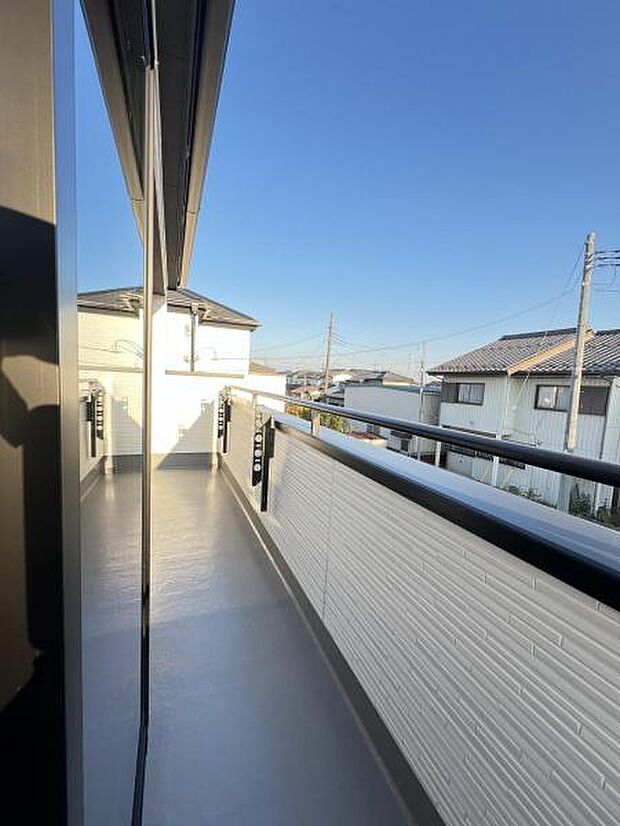 お洗濯ものを気持ち良く太陽の光で干せるのが嬉しいですね。