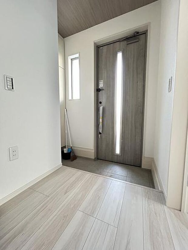 いつも気持ちよくご家族を迎えられる玄関です。