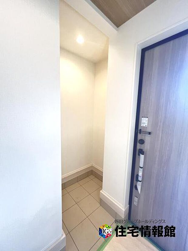 玄関がいつも片づくシューズインクローゼットがあります。