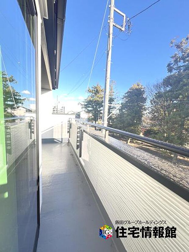 お洗濯ものを気持ち良く太陽の光で干せるのが嬉しいですね。