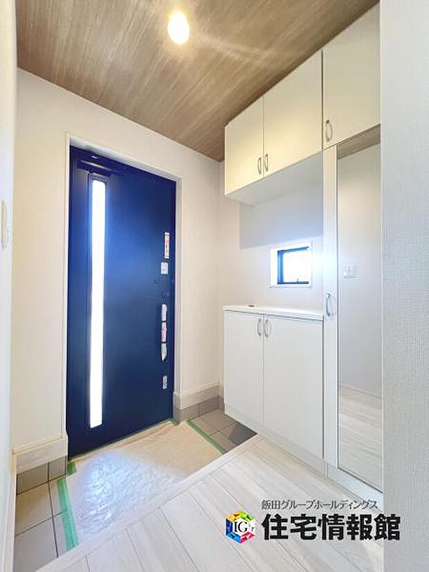 いつも気持ちよくご家族を迎えられる玄関です。