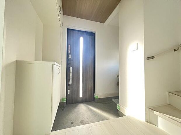 いつも気持ちよくご家族を迎えられる玄関です。