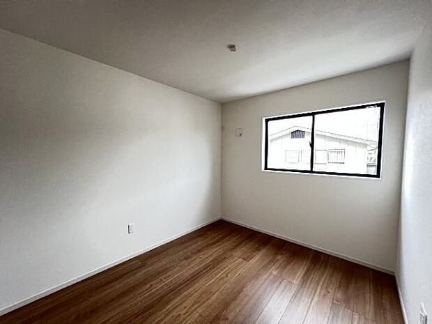 子供部屋にもちょうど良い大きさのお部屋です。