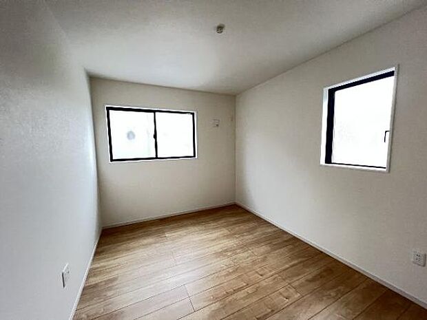 子供部屋にもちょうど良い大きさのお部屋です。